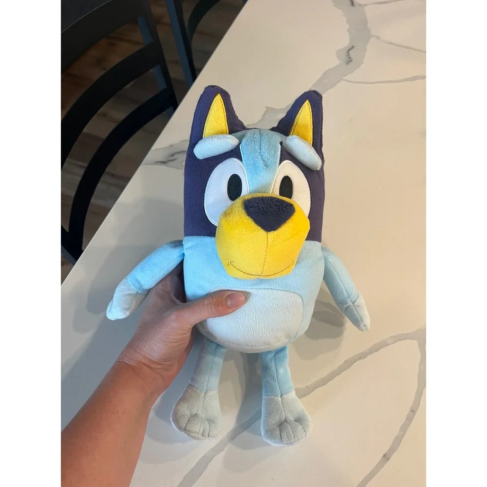 Bluey Talking Plush Stuffed Animal Disney Junior‎ Moose Toys Blue 8 Inch